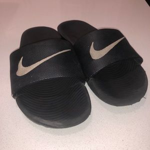 Nike Slides Y5